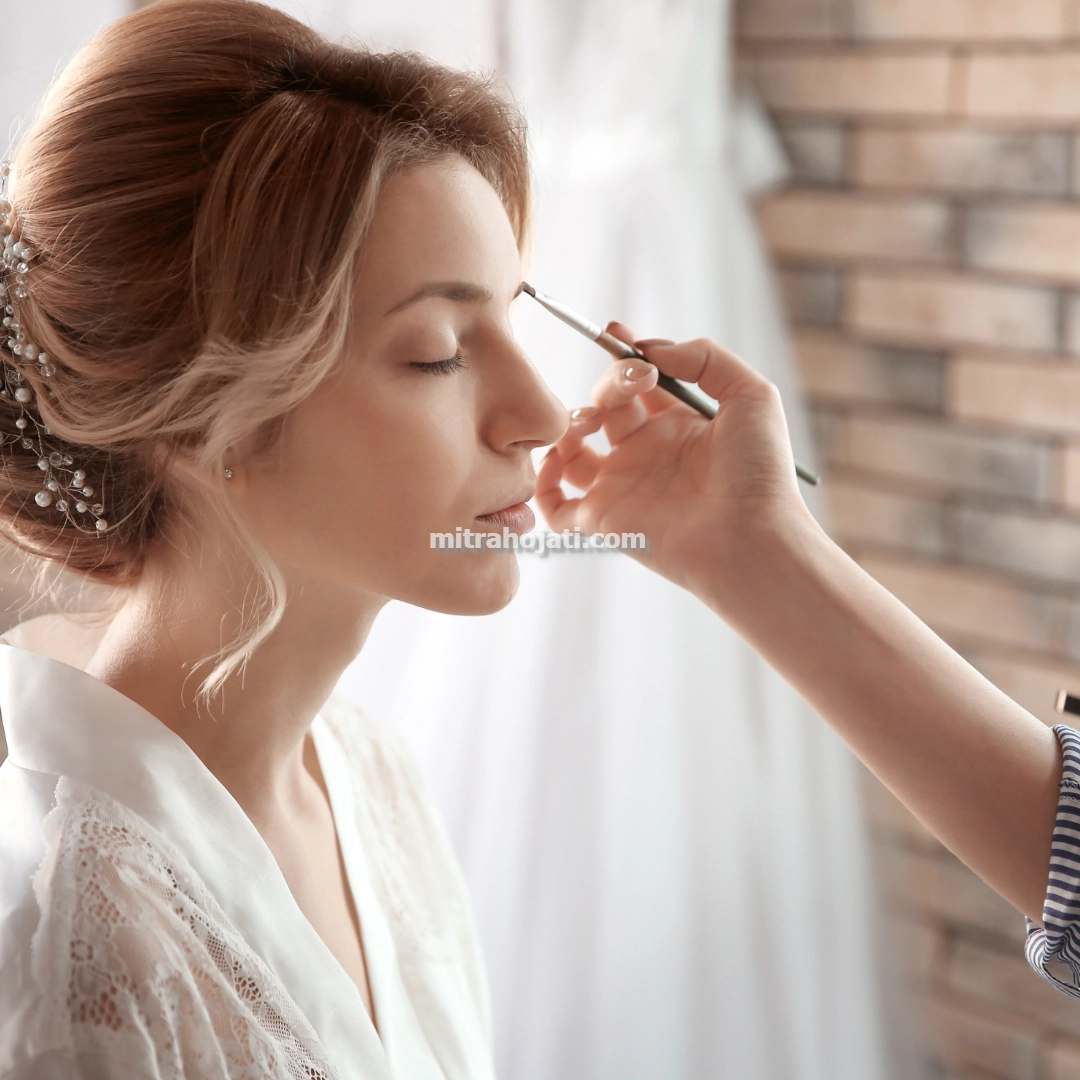 میکاپ شینیون لایت مدل فانتزی در مشهد